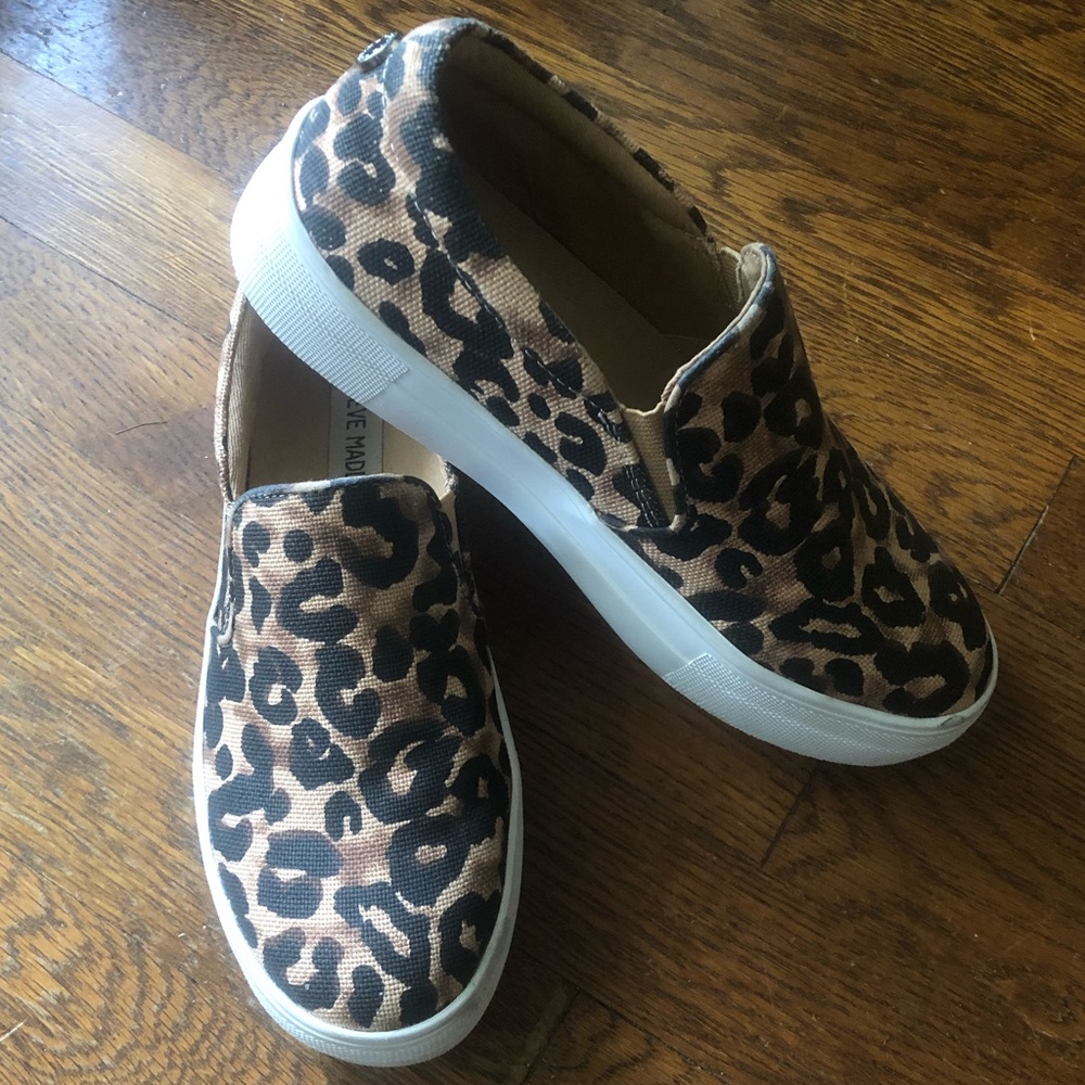 Steve Madden Symbia Slip-On Leopard Size 6